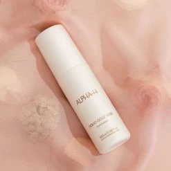 Alpha-H Liquid Gold Rose Exfoliating Treatment With 4.6% Glycolic Acid 100ml 16 Alpha-H Liquid Gold Rose Exfoliating Treatment With 4.6% Glycolic Acid 100ml -Famous Skin Care Store Alpha H Liquid Gold Rose 100ml lifestyle 8