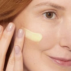 Dermalogica Dynamic Skin Retinol Serum 30ml -Famous Skin Care Store Dermalogica Dynamic Skin Retinol Serum lifestyle 2