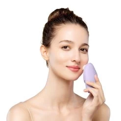 FOREO LUNA 3 For Sensitive Skin -Famous Skin Care Store ForeoLuna3forSensitiveSkin 1 3