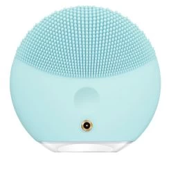 FOREO LUNA Mini 3 - Mint -Famous Skin Care Store ForeoLunaMini3 Mint 1