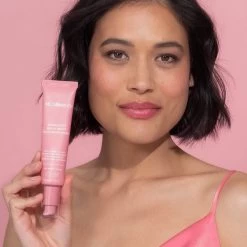 MCoBeauty Hydrating Day & Night Face Moisturiser 50g -Famous Skin Care Store MCoBeauty Hydrating Day Night Moisturiser 2