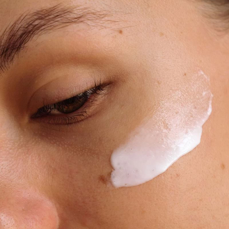 Alpha-H Liquid Gold Firming Eye Cream 15ml 4 Alpha-H Liquid Gold Firming Eye Cream 15ml - Image 2