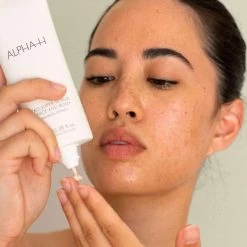Alpha-H Micro Super Scrub 100ml -Famous Skin Care Store alpha h micro super scrub 5