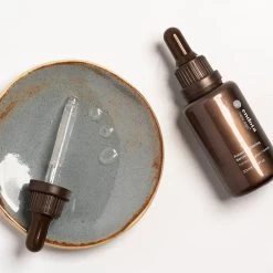 Endota Spa New Age Potent Brightening Serum 30ml 7 Endota Spa New Age Potent Brightening Serum 30ml -Famous Skin Care Store endota potent brightening serum lifestyle 2