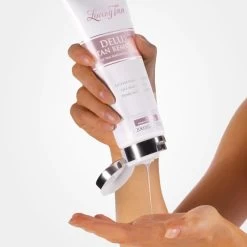 Loving Tan Deluxe Tan Remover 200ml -Famous Skin Care Store loving tan deluxe tan remover 200ml 3