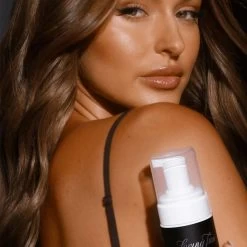 Loving Tan Platinum Ultimate Self Tanning Mousse 200ml 9 Loving Tan Platinum Ultimate Self Tanning Mousse 200ml -Famous Skin Care Store loving tan platinum 200ml 3