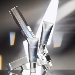 Medik8 Crystal Retinal 10 30ml -Famous Skin Care Store medik8 crystal retinal 10 30ml 6