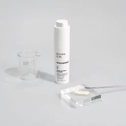 Mesoestetic Skinretin 0.3% 50ml -Famous Skin Care Store mesoestetic skinretin lifestyle 2