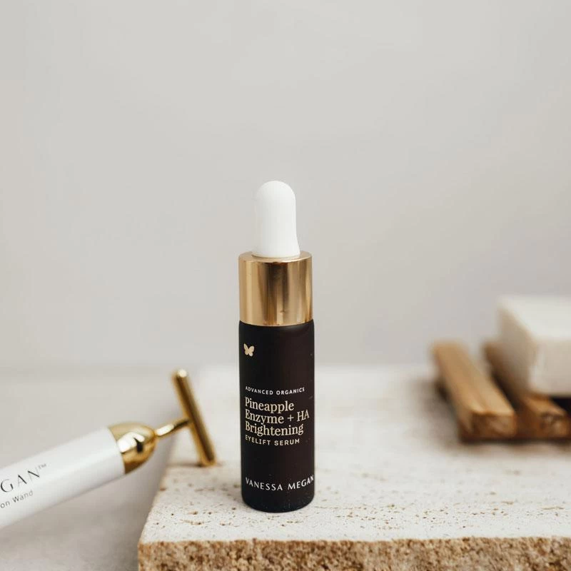 Vanessa Megan Pineapple Enzyme + HA Brightening Eyelift Serum 15ml 4 Vanessa Megan Pineapple Enzyme + HA Brightening Eyelift Serum 15ml - Image 2