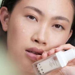 Famous Skin Care Store -Famous Skin Care Store vida glow rapid renewal serum 3